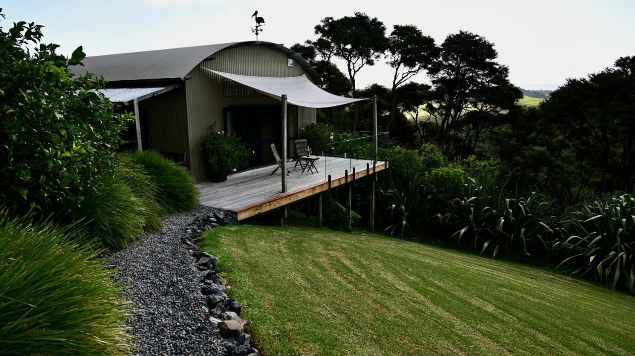 Kaka Ridge Retreat Luxury Cottage Tawharanui Экстерьер фото